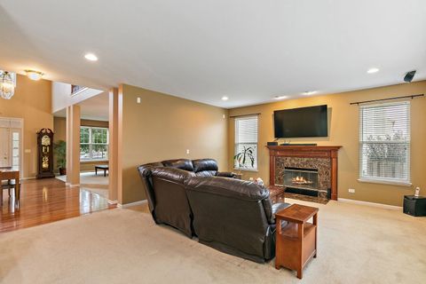 Tiny photo for 335 Buffalo Drive, Elgin, IL 60124 (MLS # 12502419)