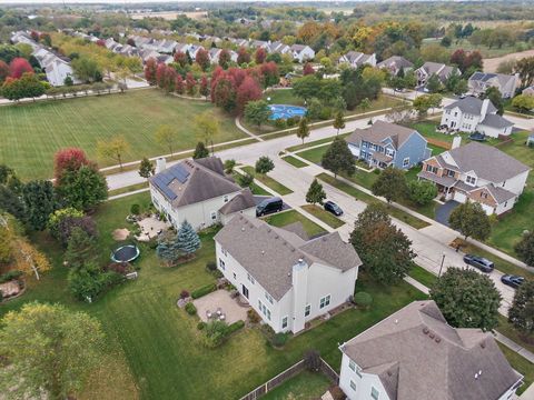 Tiny photo for 335 Buffalo Drive, Elgin, IL 60124 (MLS # 12502419)