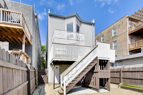 Tiny photo for 1301 N Bosworth Avenue, Chicago, IL 60642 (MLS # 12636894)
