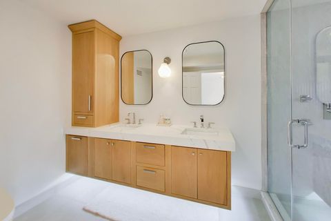 Tiny photo for 1301 N Bosworth Avenue, Chicago, IL 60642 (MLS # 12636894)
