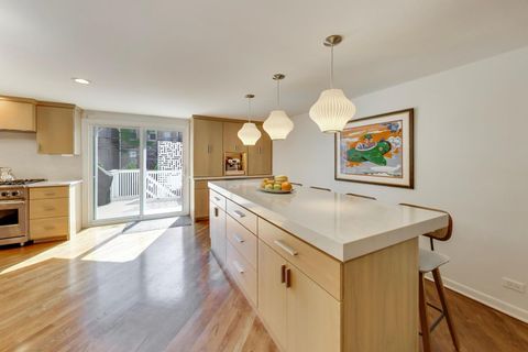 Tiny photo for 1301 N Bosworth Avenue, Chicago, IL 60642 (MLS # 12636894)