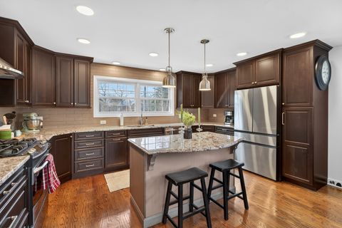 Tiny photo for 1335 Wilmot Road, Deerfield, IL 60015 (MLS # 12585357)