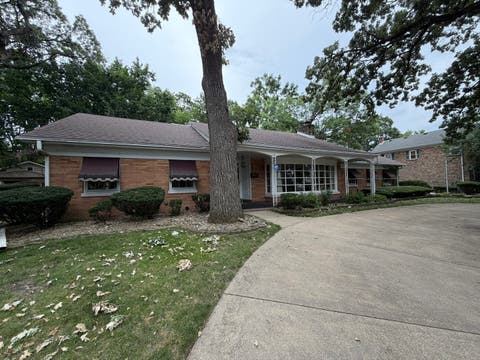 Tiny photo for 9615 Parkside Avenue, Oak Lawn, IL 60453 (MLS # 12731501)