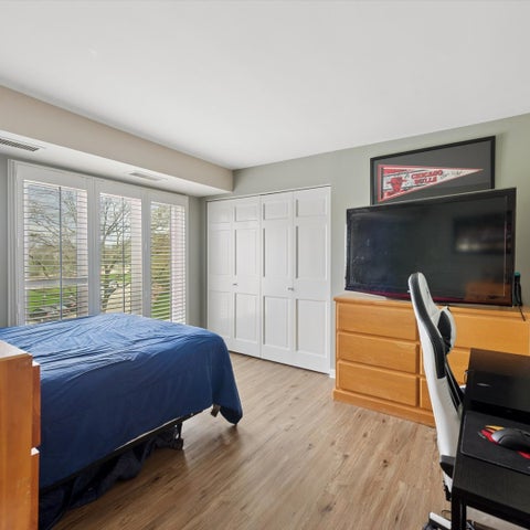 Tiny photo for 3851 Mission Hills Road #303, Northbrook, IL 60062 (MLS # 12771377)