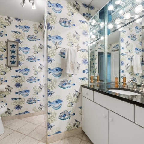 Tiny photo for 3851 Mission Hills Road #303, Northbrook, IL 60062 (MLS # 12771377)