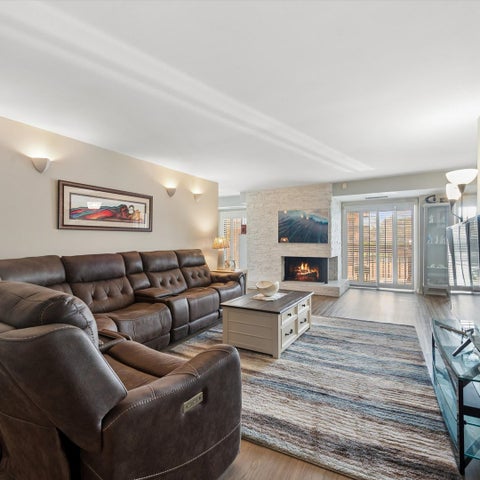 Tiny photo for 3851 Mission Hills Road #303, Northbrook, IL 60062 (MLS # 12771377)