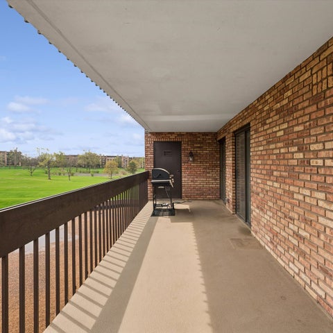Tiny photo for 3851 Mission Hills Road #303, Northbrook, IL 60062 (MLS # 12771377)