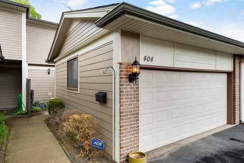 Photo of Deerfield, IL 60015 (MLS # 12642029)