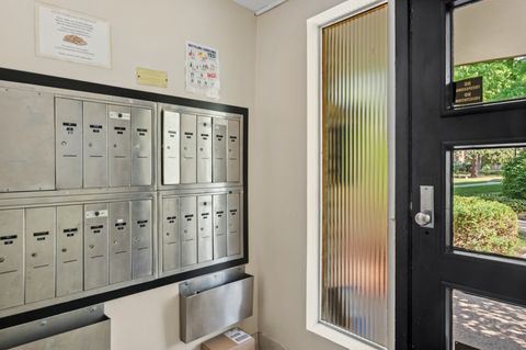 Tiny photo for 1960 W Hood Avenue #3B, Chicago, IL 60660 (MLS # 12472223)