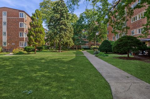 Tiny photo for 1960 W Hood Avenue #3B, Chicago, IL 60660 (MLS # 12472223)