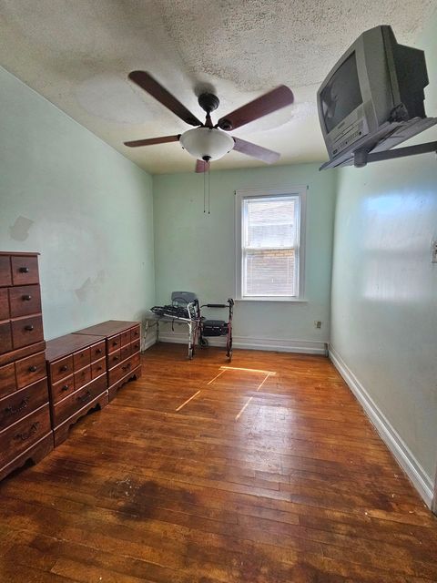 Tiny photo for 5635 S California Avenue, Chicago, IL 60629 (MLS # 12485806)