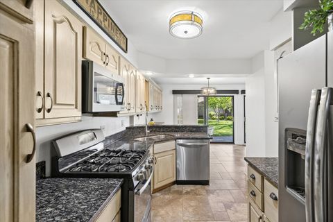 Tiny photo for 116 Cascade Drive, Indian Head Park, IL 60525 (MLS # 12623214)
