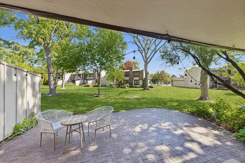 Tiny photo for 116 Cascade Drive, Indian Head Park, IL 60525 (MLS # 12623214)