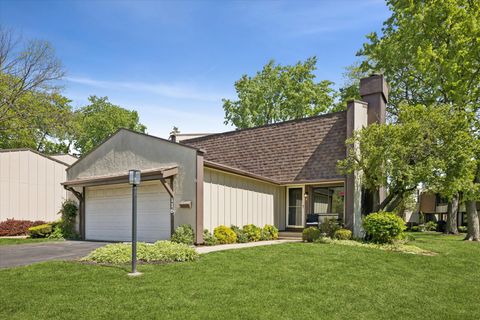 Tiny photo for 116 Cascade Drive, Indian Head Park, IL 60525 (MLS # 12623214)