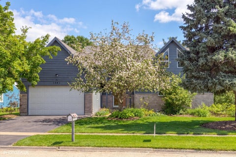 Photo of 1341 Portage Lane, Woodstock, IL 60098 (MLS # 12794927)