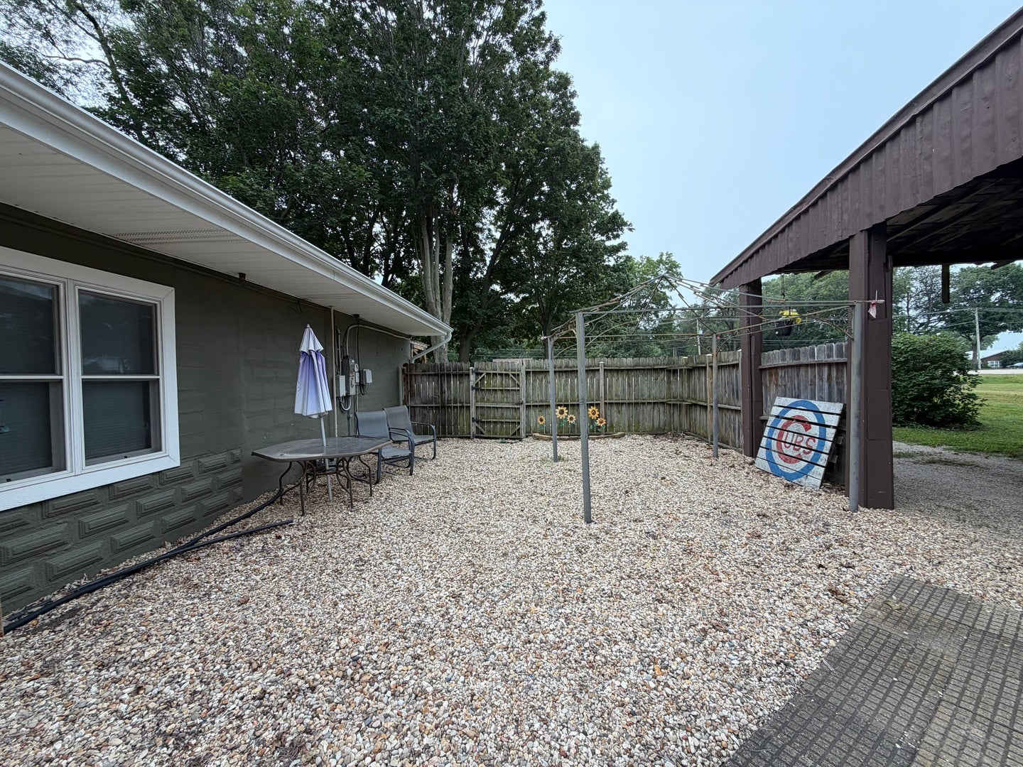 1713 E Rock Falls Road