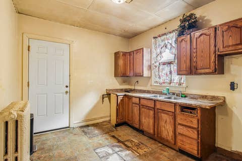 Tiny photo for 9605 S Winston Avenue, Chicago, IL 60643 (MLS # 12677978)