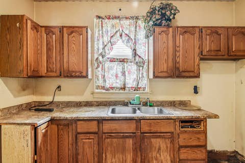 Tiny photo for 9605 S Winston Avenue, Chicago, IL 60643 (MLS # 12677978)