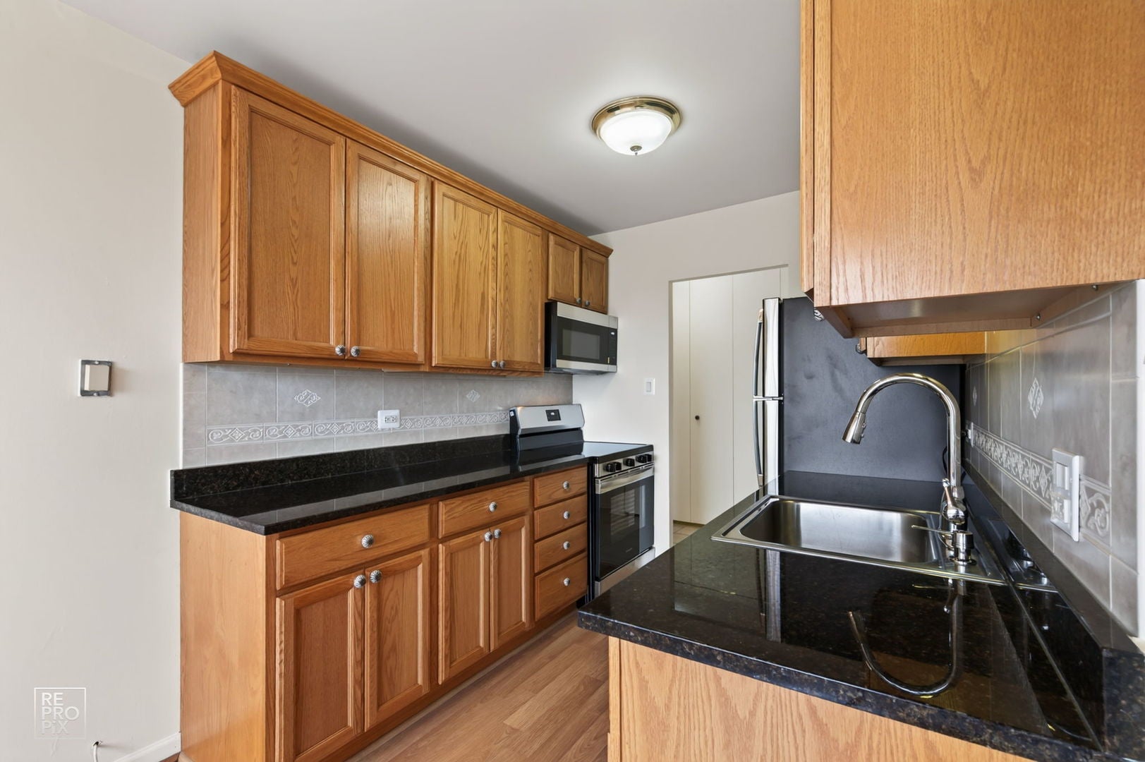 7141 N Kedzie Avenue 910
