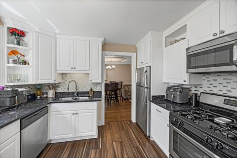 Tiny photo for 123 Bohland Avenue, Bellwood, IL 60104 (MLS # 12457653)