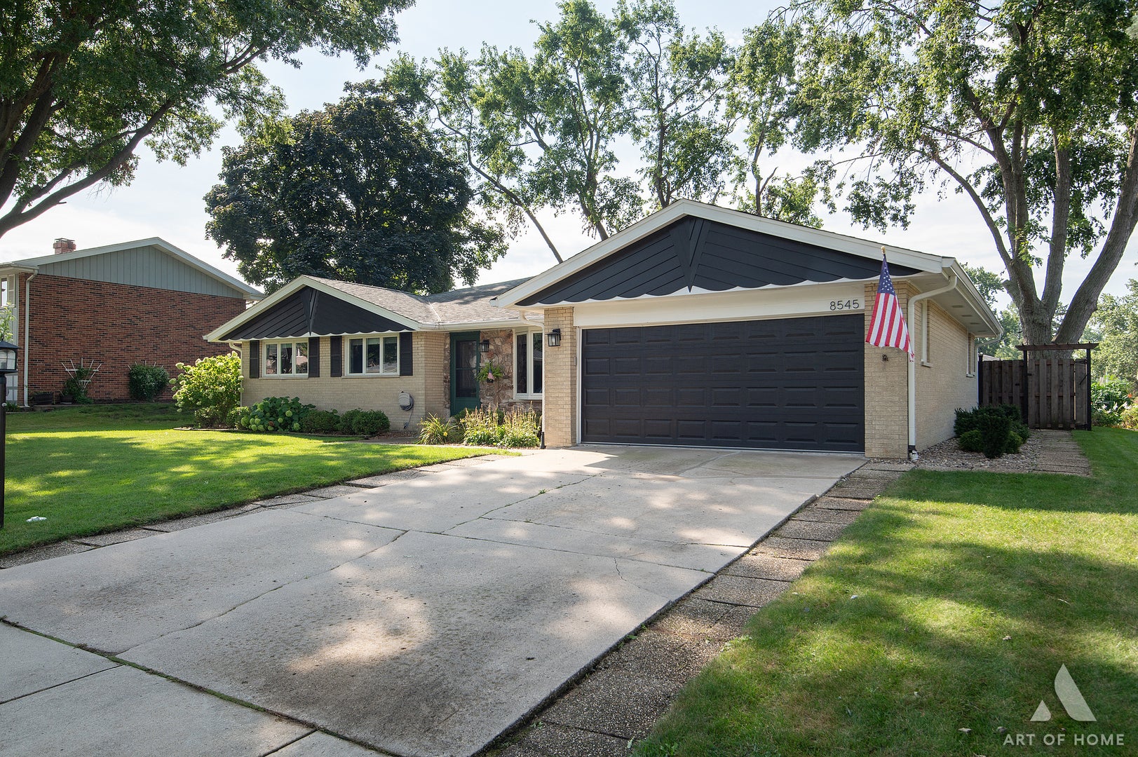 8545 Walnut Avenue