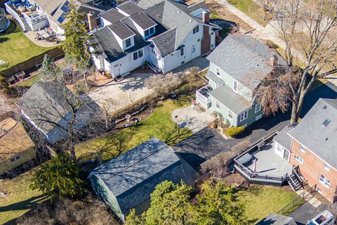 Tiny photo for 323 Hawthorne Boulevard, Glen Ellyn, IL 60137 (MLS # 12589854)