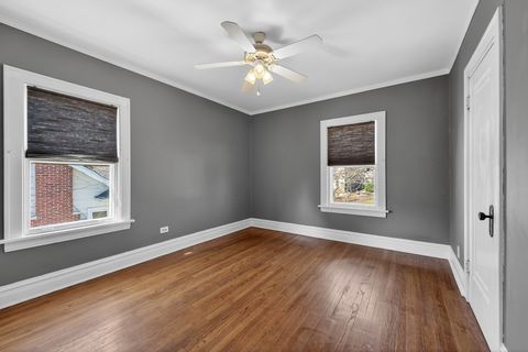 Tiny photo for 323 Hawthorne Boulevard, Glen Ellyn, IL 60137 (MLS # 12589854)