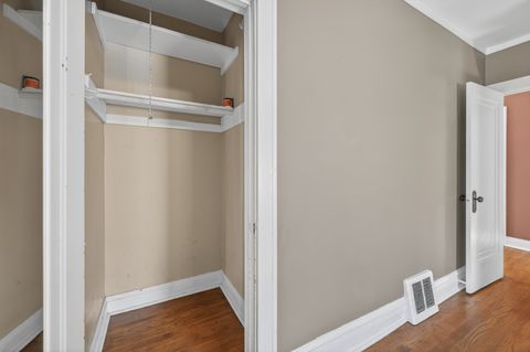 Tiny photo for 323 Hawthorne Boulevard, Glen Ellyn, IL 60137 (MLS # 12589854)