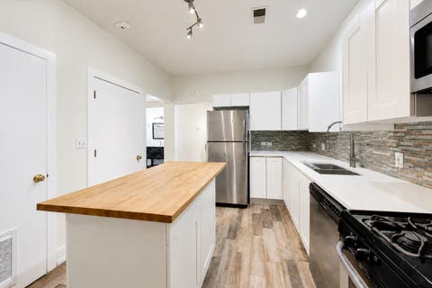 Tiny photo for 6328 N Bell Avenue #G, Chicago, IL 60659 (MLS # 12737213)