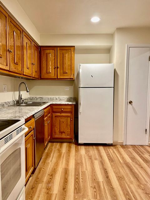 Tiny photo for 706 E Algonquin Road #204, Arlington Heights, IL 60005 (MLS # 12586030)