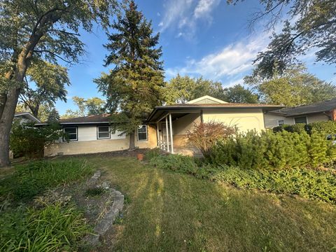 595 W Elk Grove Boulevard Elk Grove Village IL 60007