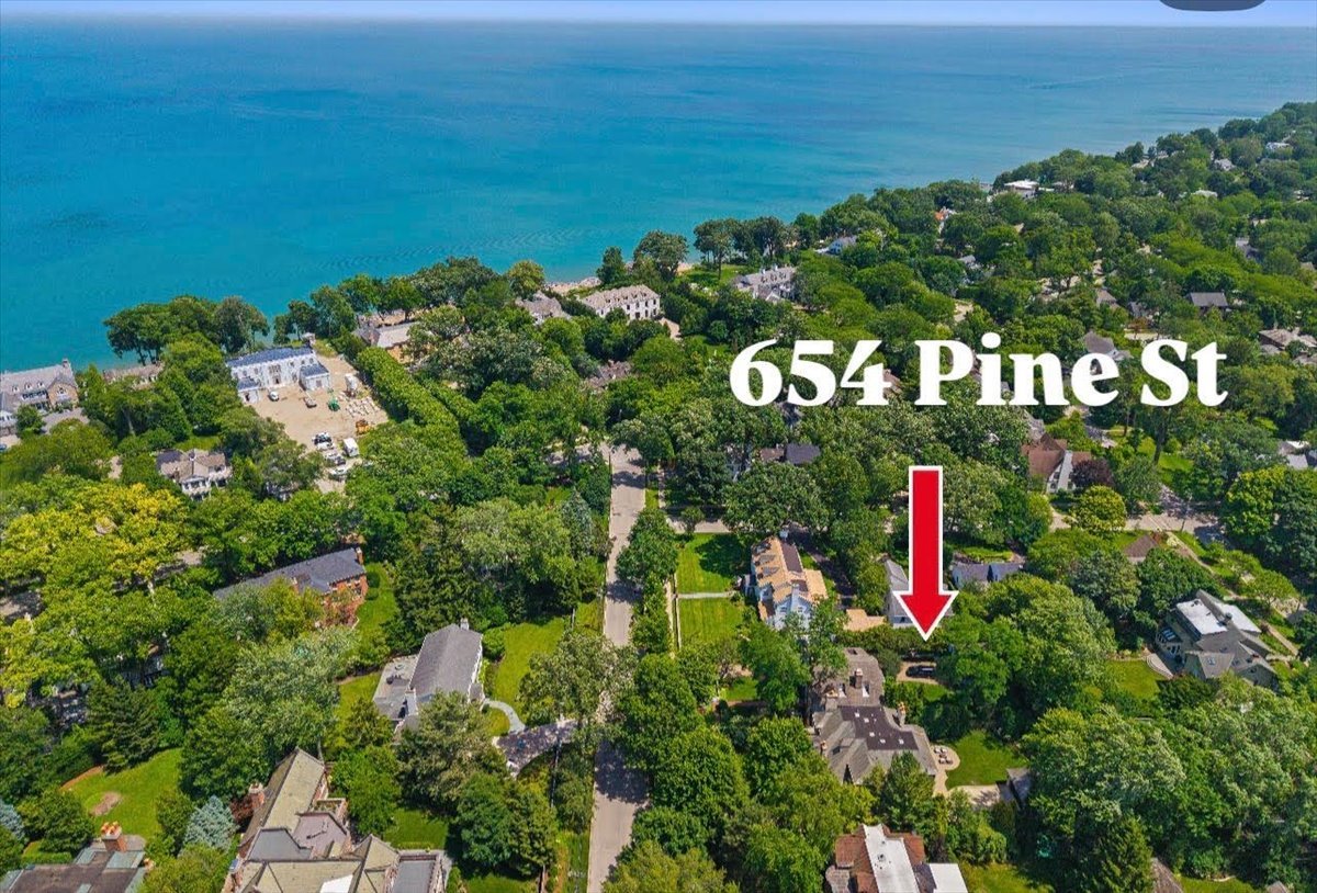 654 Pine Street