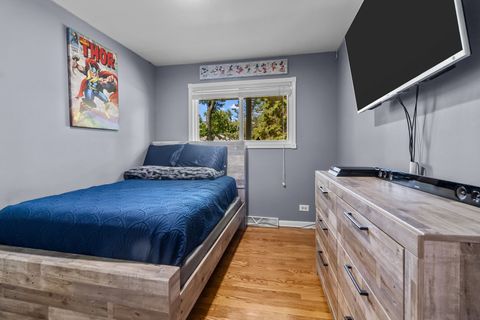 Tiny photo for 261 N Shaddle Avenue, Mundelein, IL 60060 (MLS # 12443010)