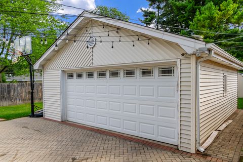 Tiny photo for 261 N Shaddle Avenue, Mundelein, IL 60060 (MLS # 12443010)