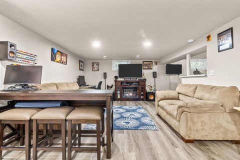 Tiny photo for 261 N Shaddle Avenue, Mundelein, IL 60060 (MLS # 12443010)