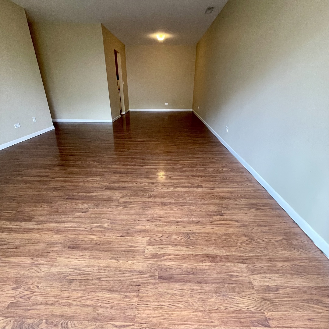 1615 N Milwaukee Avenue 6A