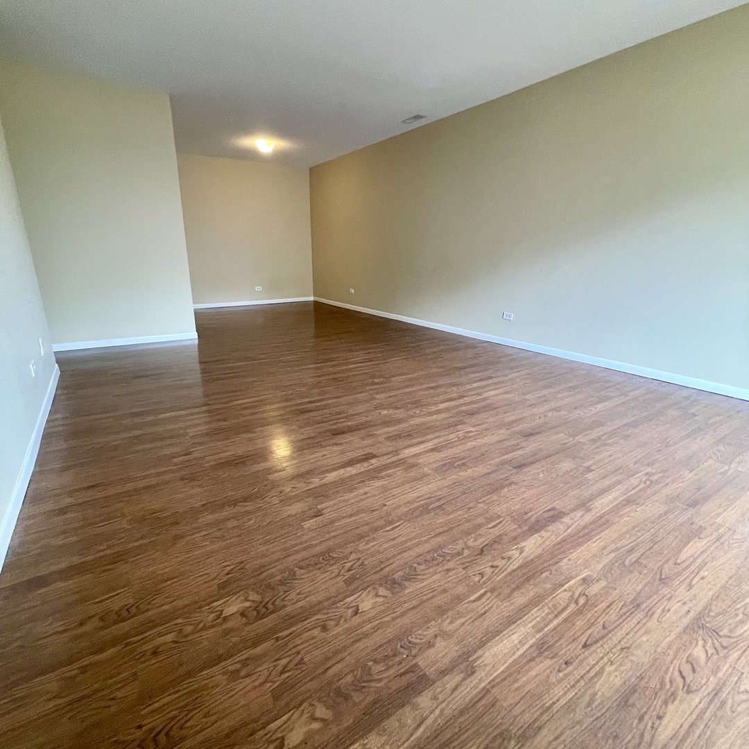 1615 N Milwaukee Avenue 6A