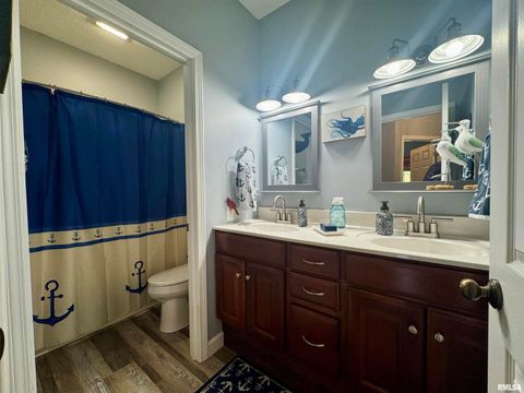 Tiny photo for 17794 E FAIRFIELD Road, Mt Vernon, IL 62864 (MLS # QC4268366)