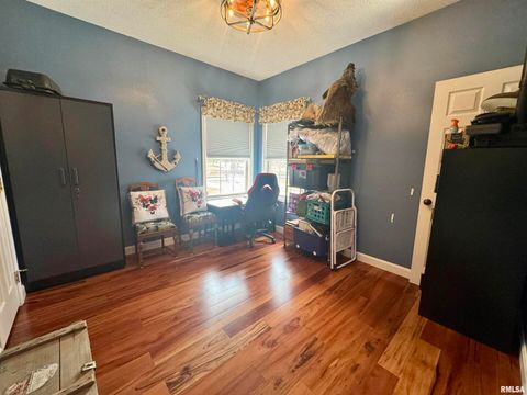 Tiny photo for 17794 E FAIRFIELD Road, Mt Vernon, IL 62864 (MLS # QC4268366)