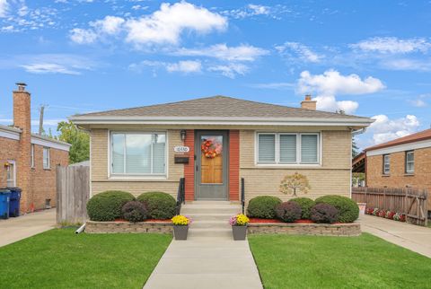 Photo of 10330 Addison Avenue, Franklin Park, IL 60131 (MLS # 12492321) Photo of 10330 Addison Avenue, Franklin Park, IL 60131 (MLS # 12492321)