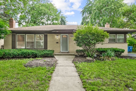 Photo of 16927 Langley Avenue, South Holland, IL 60473 (MLS # 12772849)