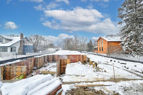 Photo of 6136 Bentley Avenue, Willowbrook, IL 60527 (MLS # 12429066)