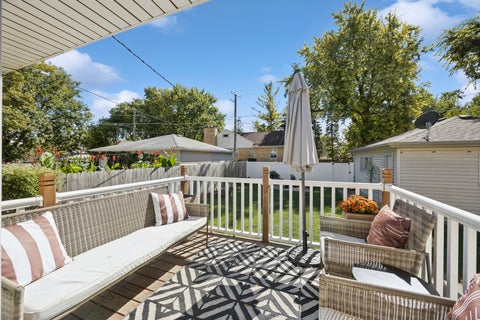 Tiny photo for 9431 Congress Park Avenue, Brookfield, IL 60513 (MLS # 12789671)