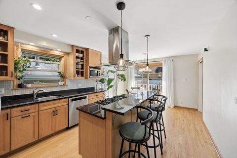 Tiny photo for 9431 Congress Park Avenue, Brookfield, IL 60513 (MLS # 12789671)