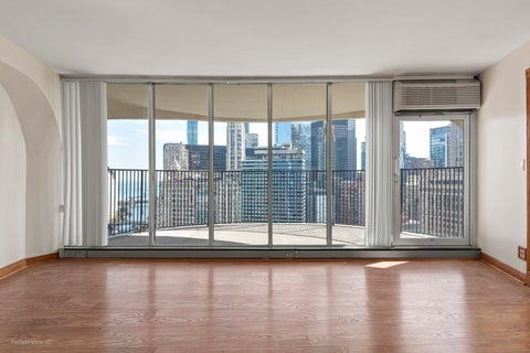 Tiny photo for Chicago, IL 60610 (MLS # 12783497)