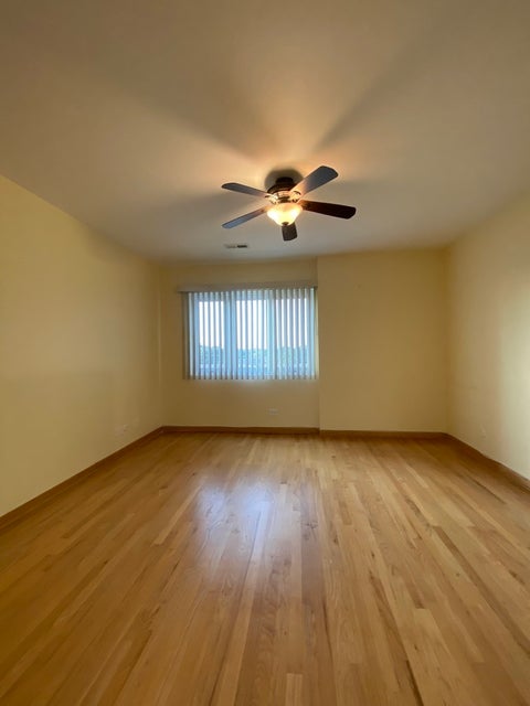 Tiny photo for 9375 LANDINGS Lane #504, Des Plaines, IL 60016 (MLS # 12707365)