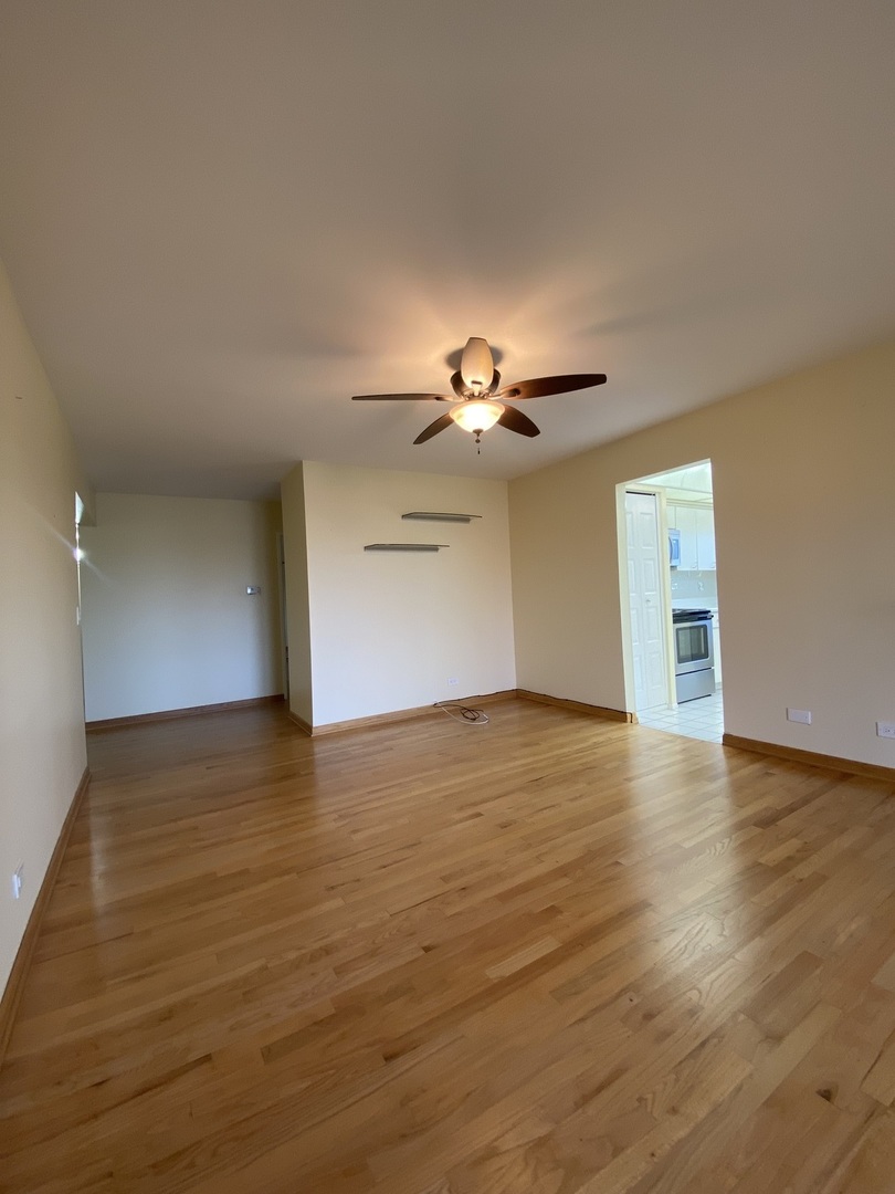 9375 LANDINGS Lane 504