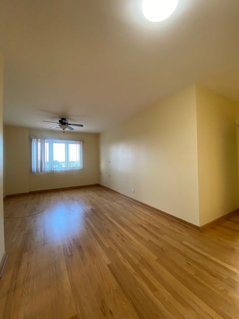Tiny photo for 9375 LANDINGS Lane #504, Des Plaines, IL 60016 (MLS # 12707365)
