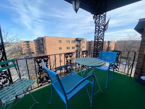 Tiny photo for 9375 LANDINGS Lane #504, Des Plaines, IL 60016 (MLS # 12707365)