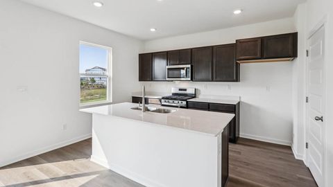 Tiny photo for 992 Sapphire Lane, Montgomery, IL 60538 (MLS # 12622614)